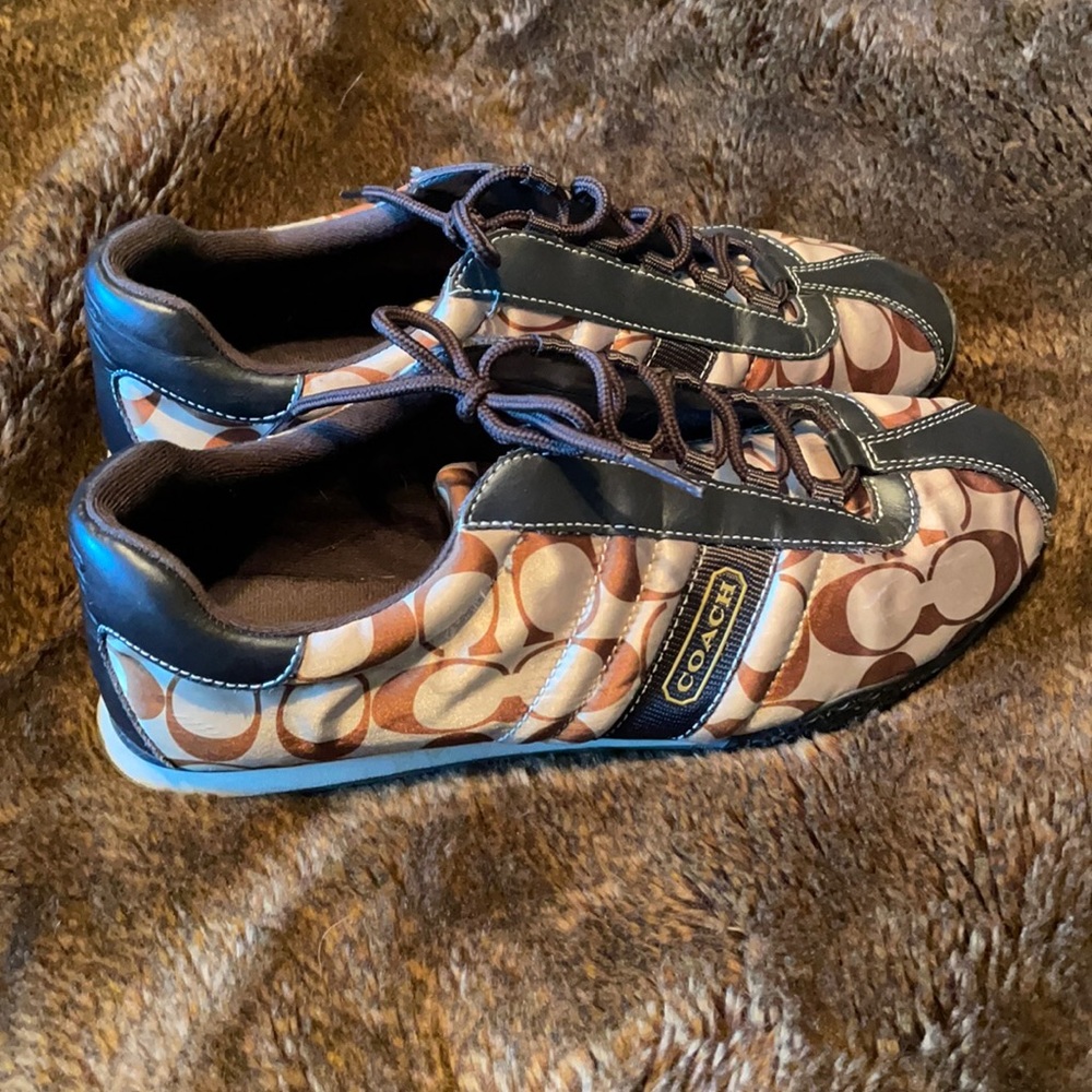 Coach brand signature pattern sneakers